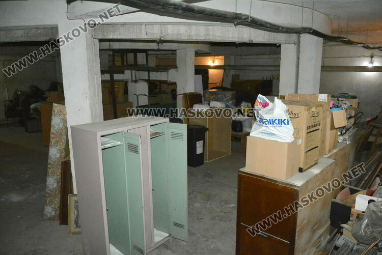 Четири бригади на строителната площадка в читалище „Заря“