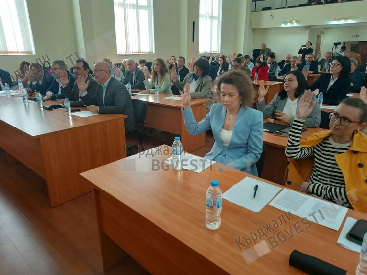 Стартира процедура за финансово оздравяване на Община Кърджали