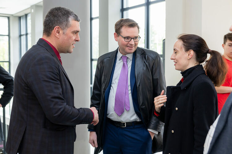 Сградата на Международният младежки център в Перник бе официално открита