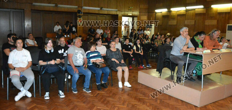 Откриха тридневния Национален фестивал на камерния танц в Хасково