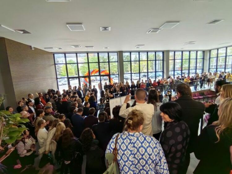 Сградата на Международният младежки център в Перник бе официално открита