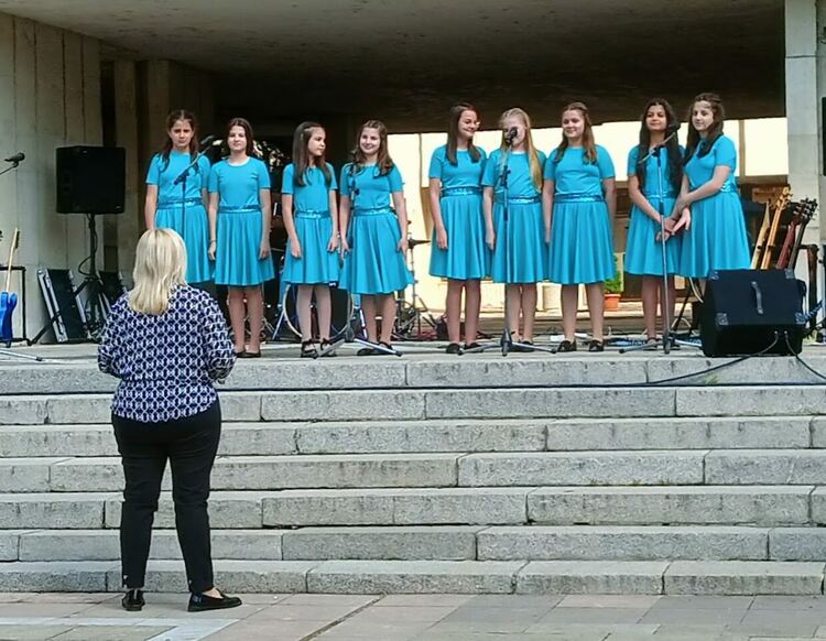 Стартираха Великденските празници в Първомай