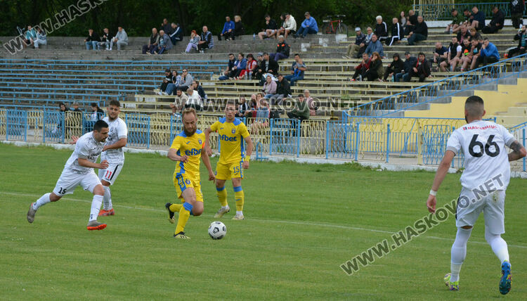 „Димитровград“ разби „Розова долина“, „Саяна Хасково“ с минимален успех в Созопол