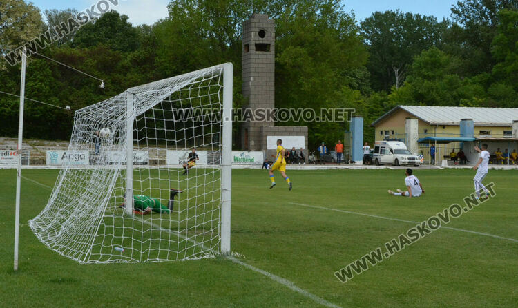„Димитровград“ разби „Розова долина“, „Саяна Хасково“ с минимален успех в Созопол