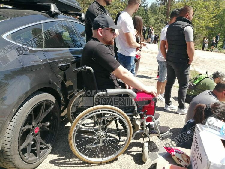 От "Колите в Смолян" събраха над 7600 лева, за да подпомогнат лечението на Георги