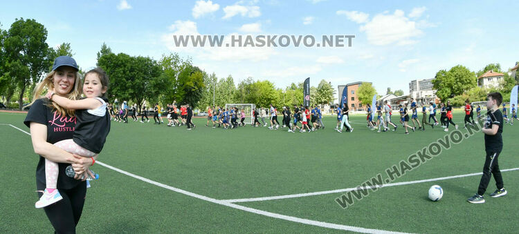 Над 100 души се включиха в благотворителна тренировка в Хасково