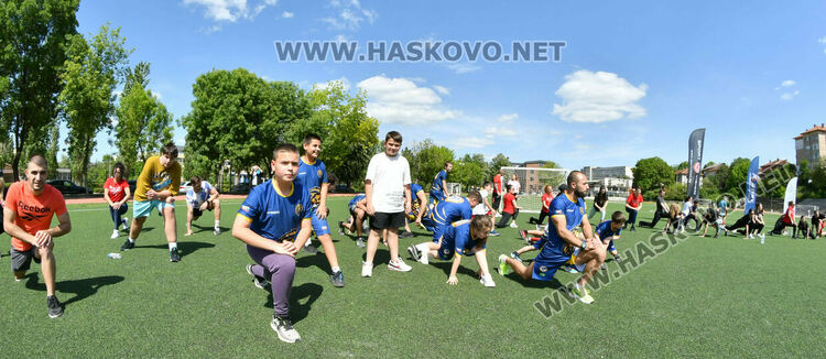 Над 100 души се включиха в благотворителна тренировка в Хасково