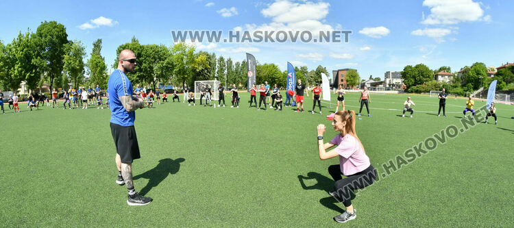 Над 100 души се включиха в благотворителна тренировка в Хасково