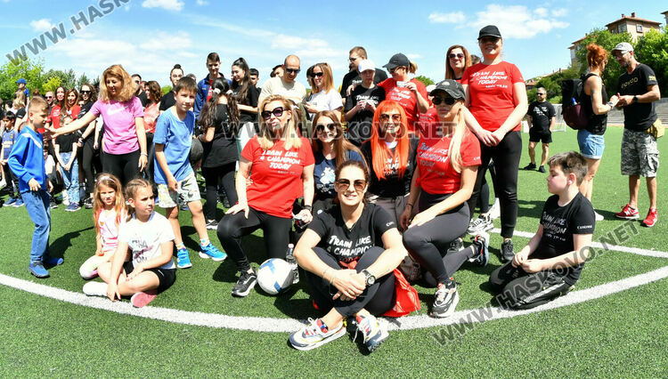 Над 100 души се включиха в благотворителна тренировка в Хасково