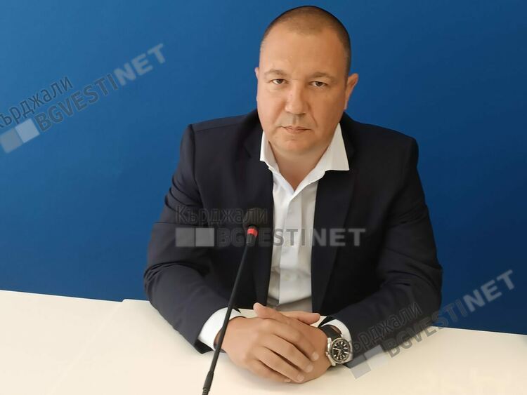 Радослав Милев