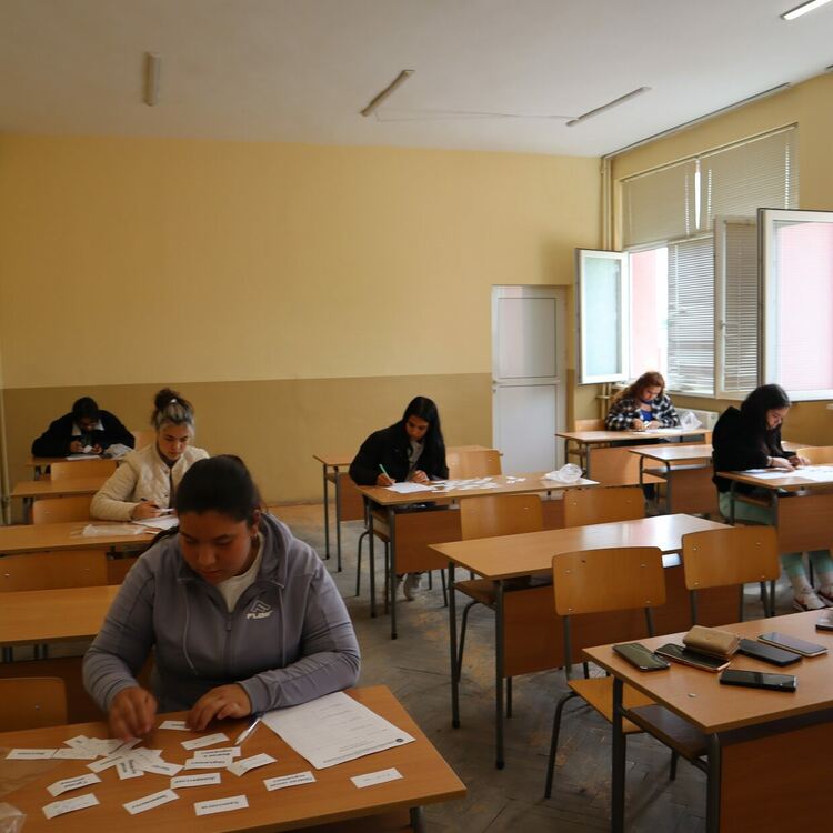 Започнаха тържествата за 65-ата годишнина на професионалното образование в Първомай