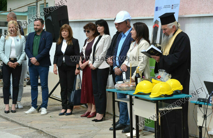 Започна строежът в Хасково на образователен  Център за високи постижения