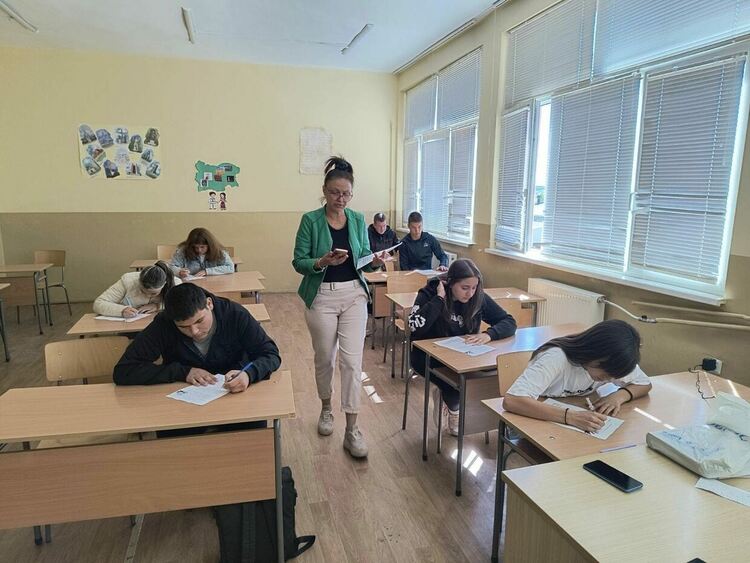 Започнаха тържествата за 65-ата годишнина на професионалното образование в Първомай