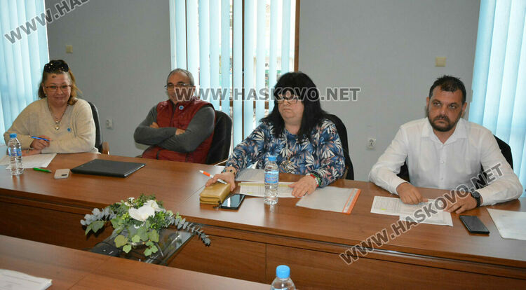 Партиите не се разбраха за състава на СИК в Хасково. Четири листи за народни представители вече са регистрирани