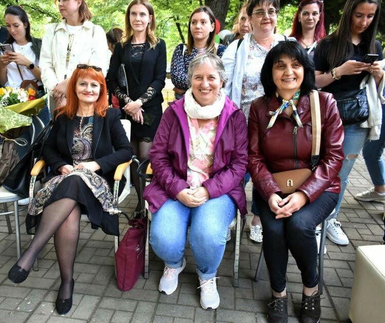 От Лазаровден до Гергьовден - деца от Асеновград пресъздадоха ритуалите