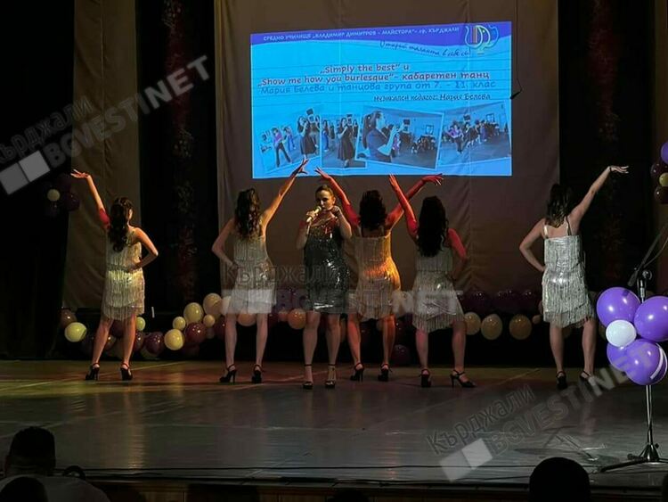 Училище "Владимир Димитров - Майстора" предизвика фурор с годишния си концерт на Талантите.