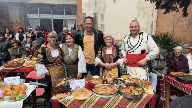 За дванадесета година се проведе регионалният конкурс „Червен, червен Великден“