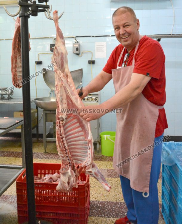 Голямото пазаруване за Великденската трапеза започна