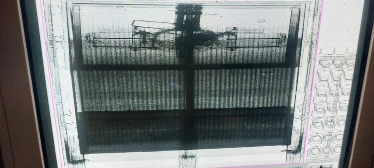  Над 570 000 къса контрабандни цигари, укрити в режещи машини, задържаха на  Капитан Андреево