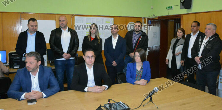 От ГЕРБ регистрираха листа за Народно събрание от 16 души с водач Делян Добрев