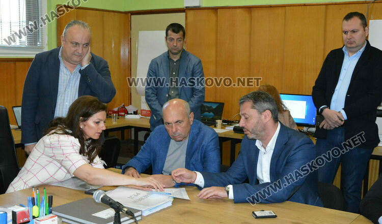 От ГЕРБ регистрираха листа за Народно събрание от 16 души с водач Делян Добрев