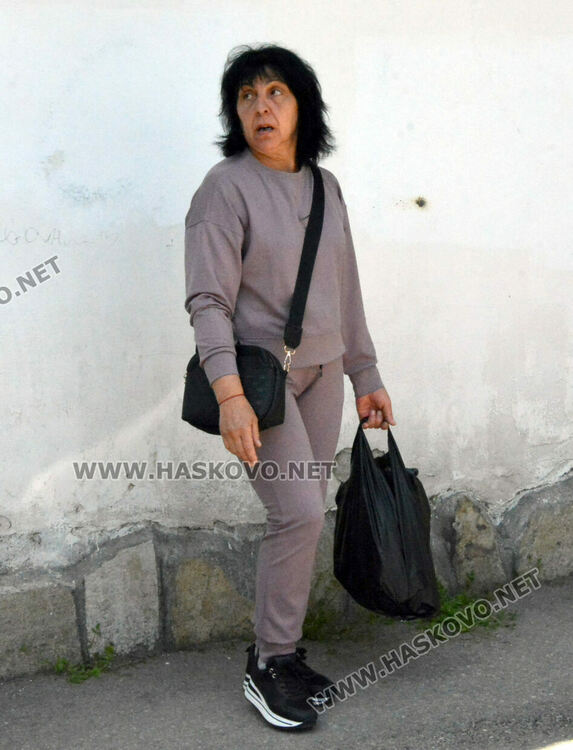 Сигнализираха за опасно дърво в Хасково, Общината ще го премахне