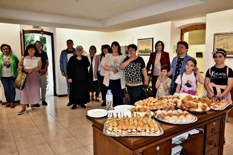 Изложба на Герака и концерт на "Молец" поставиха началото на Майските културни празници