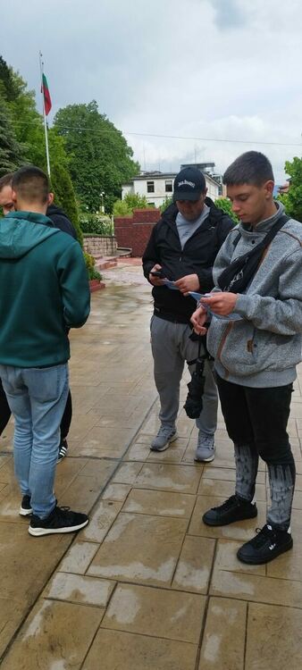 Младежите от ГЕРБ в Смолян раздадоха листовки за Деня на Европа