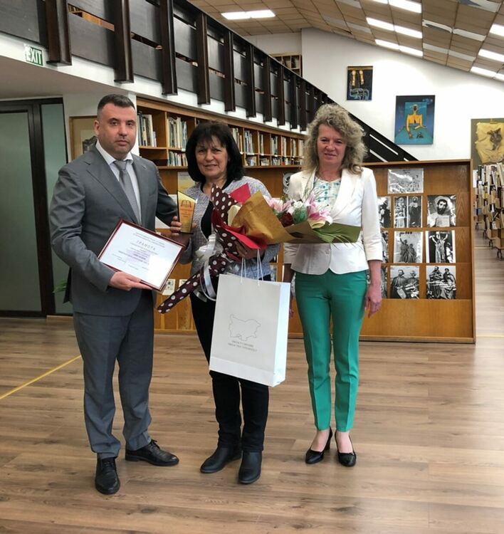 Връчени бяха наградите за библиотекар и библиотека на годината "Йорданка Вълчева" /галерия/