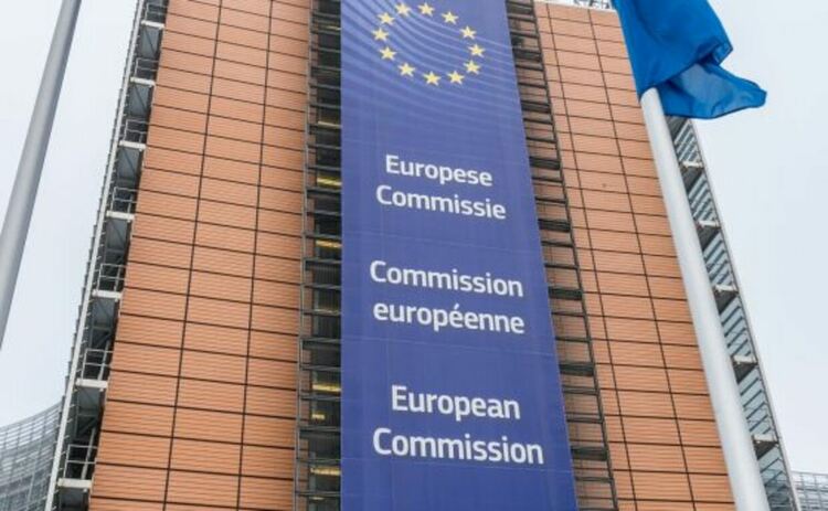 ЕК даде 50 млн. евро заем на Северна Македония