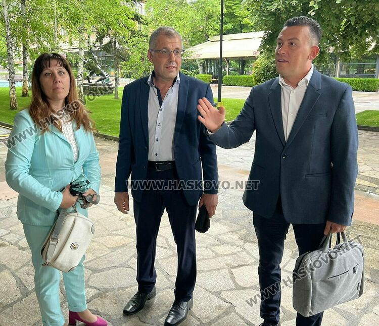 Нова политическа коалиция се включва в състезанието за местна власт