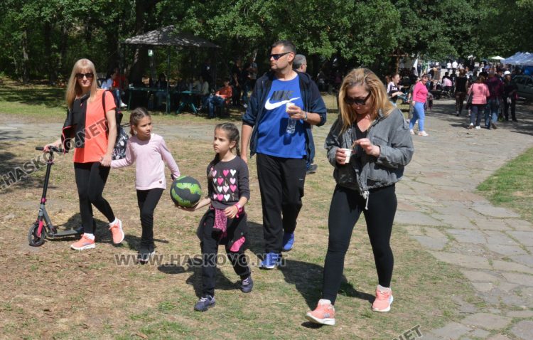 Кулинарно-музикално шоу събра хасковлии и гости в парк „Кенана“