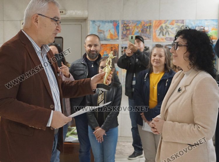 Наградиха най-добрите от конкурса "С очите си видях беда"