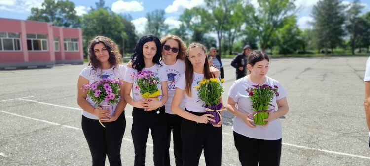 Абитуриентите от ПГСС си взеха "сбогом" с училището