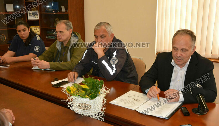 Патиците, заразени с птичи грип, не боледуват, но са опасни преносители