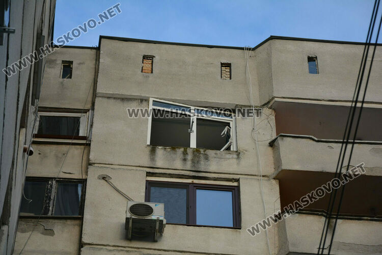 Взрив в блок в Хасково