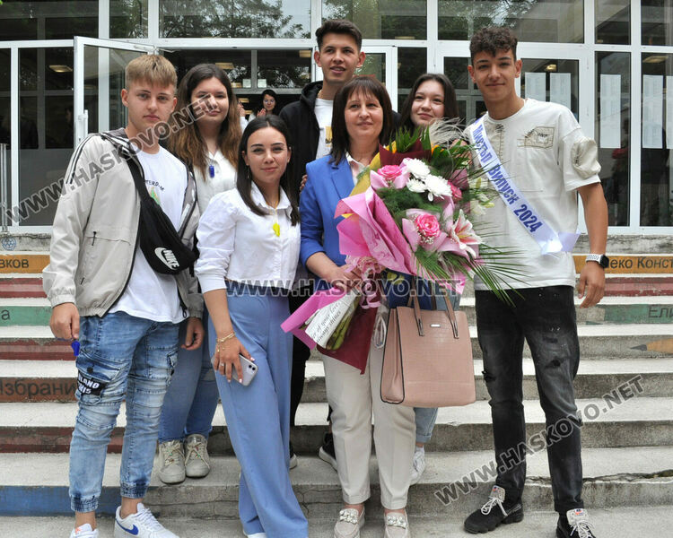 Избраха Мис и Мистър за изпращането на абитуриентите на ФСГ в Хасково