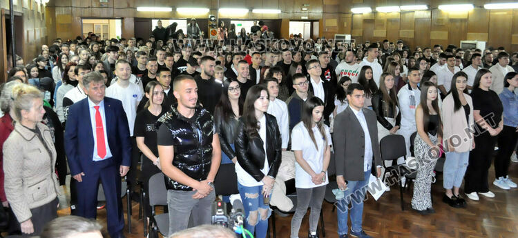 Избраха Мис и Мистър за изпращането на абитуриентите на ФСГ в Хасково