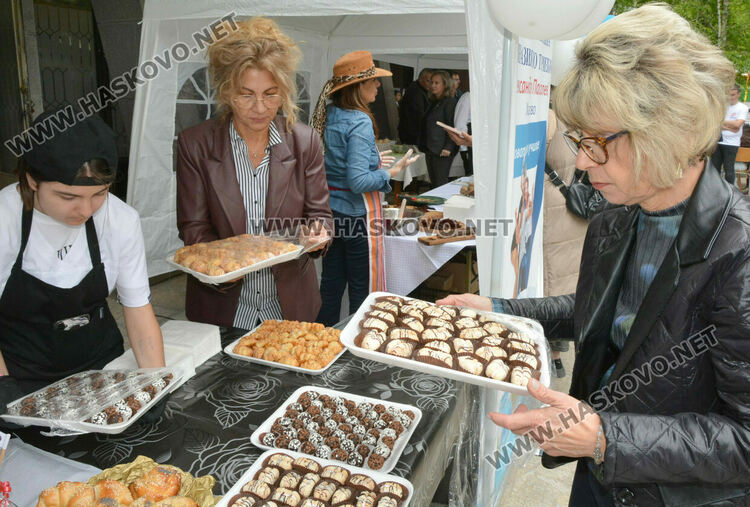 „Всеки спомен е вкус...“ представиха от Гимназията по туризъм в Хасково