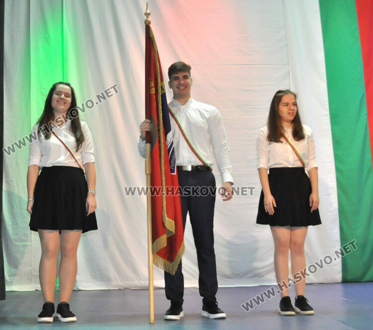 Избраха Мис и Мистър за изпращането на абитуриентите на ФСГ в Хасково