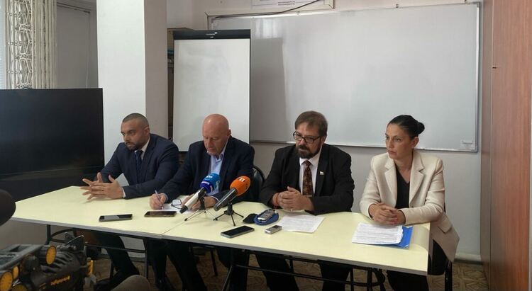 НАП проверява 40 лица, заподозрени в участие в престъпна група за строителни измами 