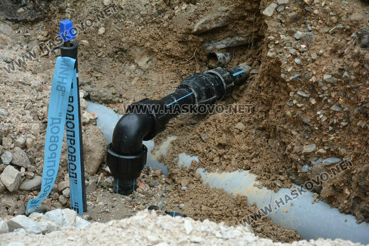 Квартал в Хасково ще е без вода заради изграждане на връзки към водопровод