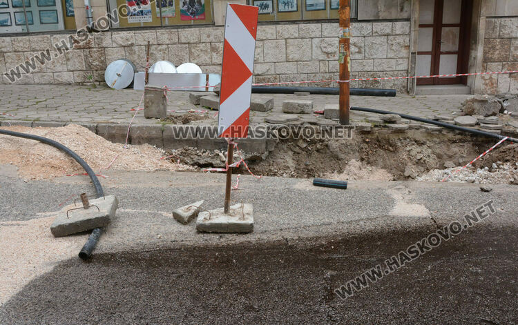 Квартал в Хасково ще е без вода заради изграждане на връзки към водопровод