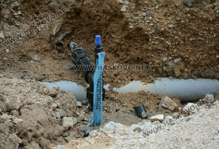 Квартал в Хасково ще е без вода заради изграждане на връзки към водопровод