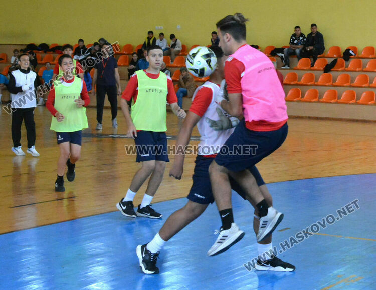 Спортното училище отбеляза в аванс Деня на българския спорт