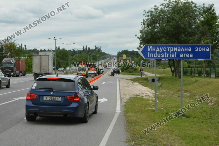 Монтират гумени ограничители до „Холидей парк“ заради нарушения от водачи