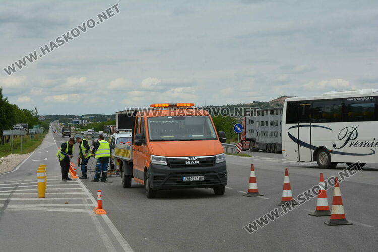 Монтират гумени ограничители до „Холидей парк“ заради нарушения от водачи