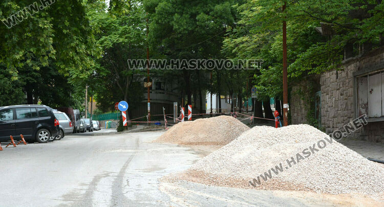 Квартал в Хасково ще е без вода заради изграждане на връзки към водопровод
