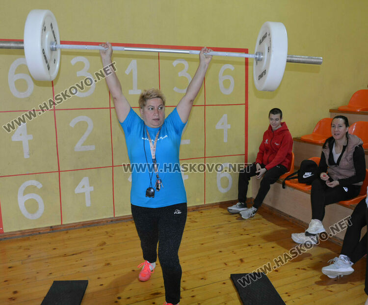 Спортното училище отбеляза в аванс Деня на българския спорт