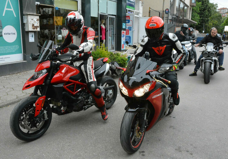 Надявам се да направим стабилно правителство поне за следващите 12 месеца, каза в Хасково лидерът на ГЕРБ Бойко Борисов